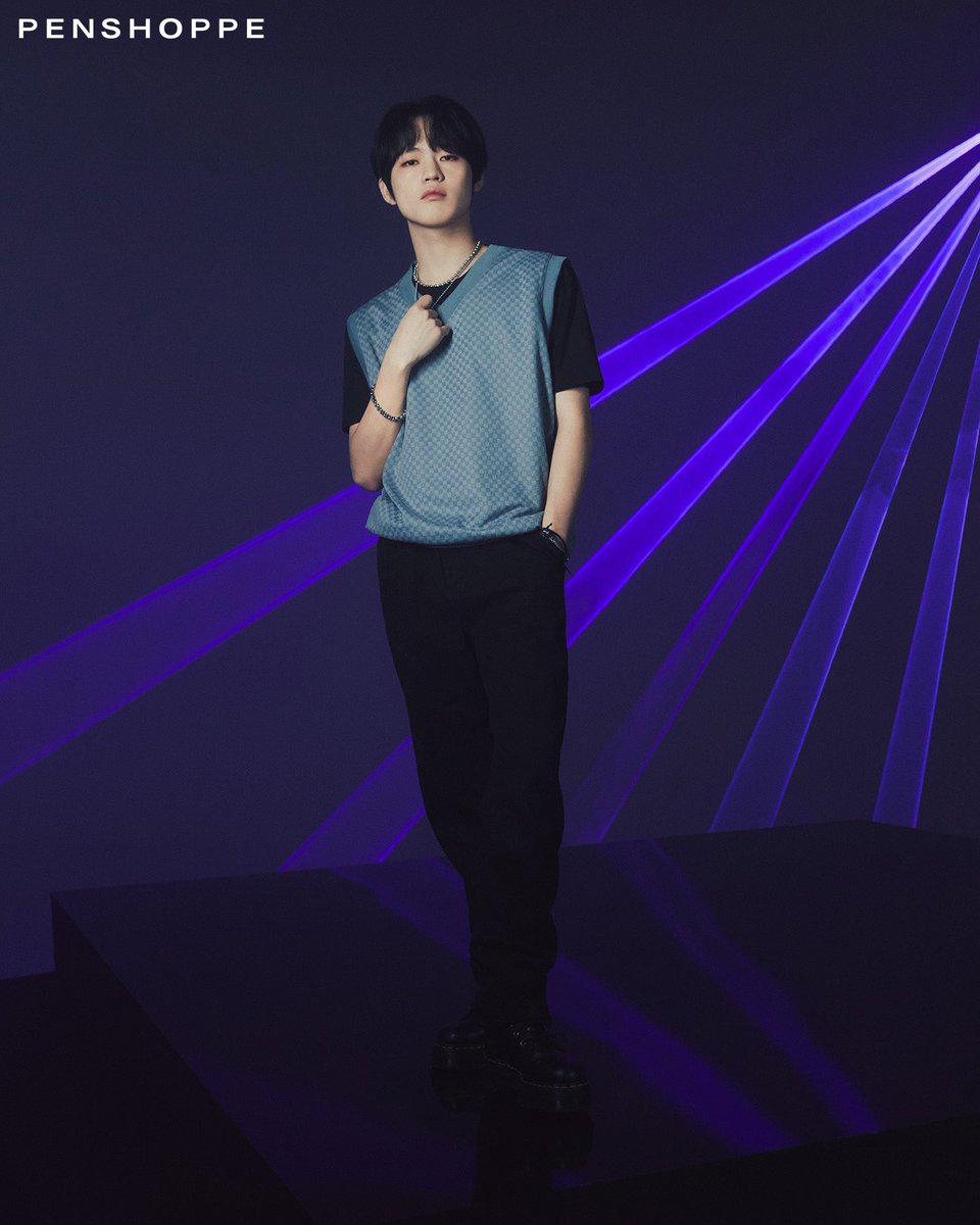ZCLFEED's tweet photo. #chenle for penshoppe🩵 https://t.co/Msi93AmYy8