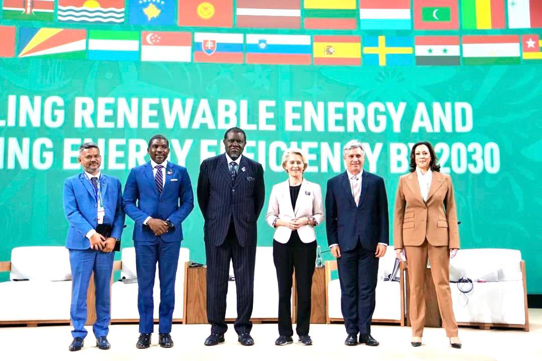 Dr Hage G. Geingob tweet media