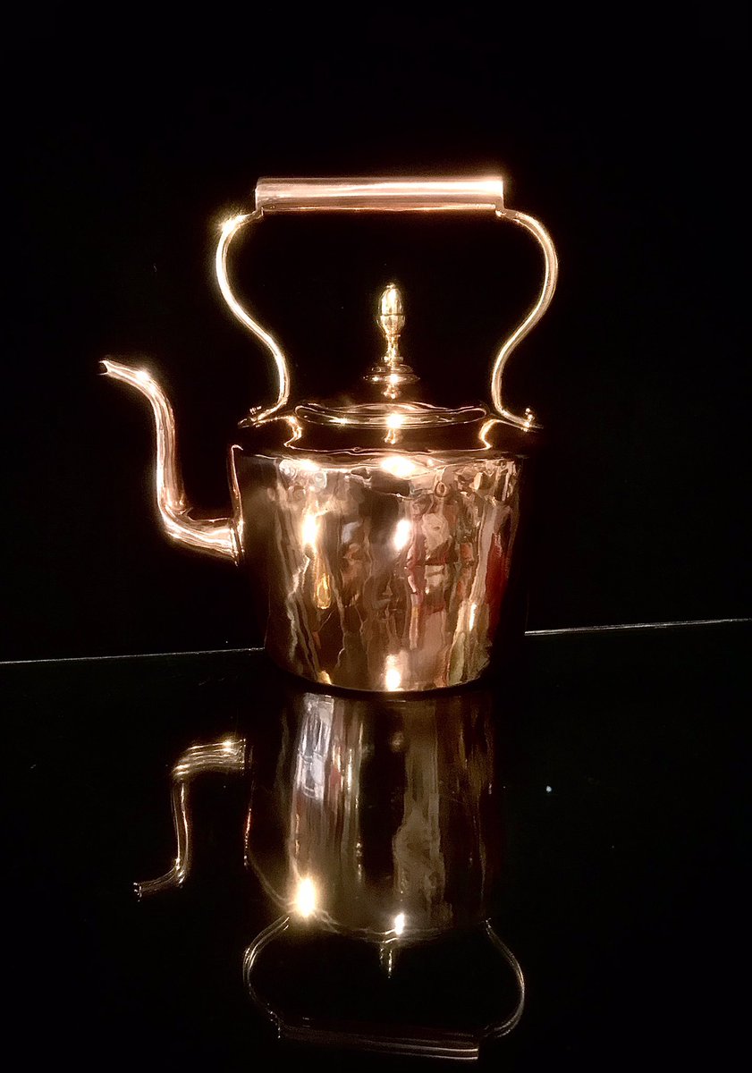 RustiqueC's tweet photo. Available to Buy at Rustique Creations &amp; Interiors! 
An exquisite Mid-19th Century Antique English Victorian Copper Kettle.
Medium Size. Acorn Finial.Victorian craftsmanship.Brazed Seams
Price: £70.00 Stock Ref: #1050
#victorianantiques #artsandcrafts #copperkettle #vintagedecor https://t.co/BjNLROfppo