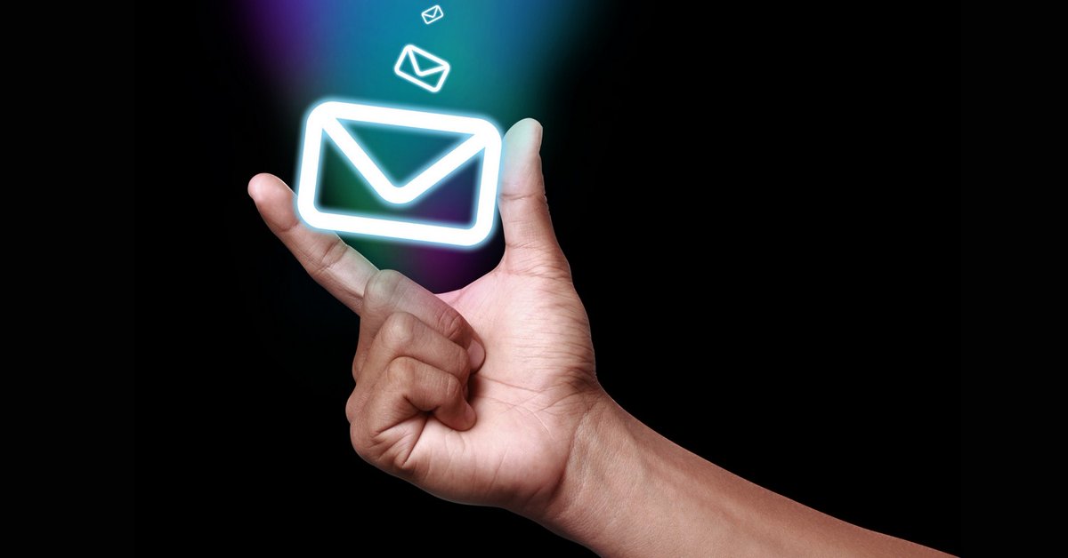 WOWCOMPARE_'s tweet image. On this day in 1992, the first SMS text message was sent! What was your first text message?... Bet you can't remember!
Time for a new mobile phone or cheaper phone plan? bit.ly/compare-mobile…