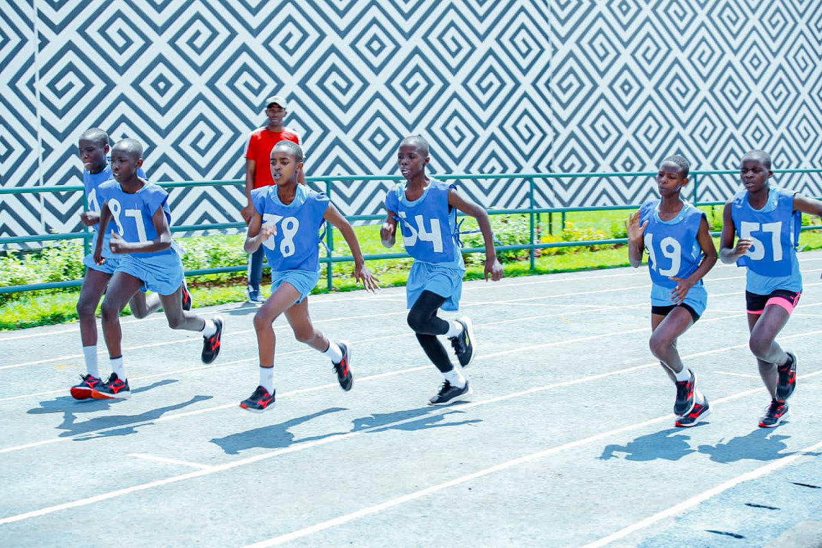 hadam78's tweet image. Kuri iki cyumweru i @HuyeDistrict hari gusozwa gahunda ya #NationalTalentDay2023, gahunda ya #IsongaProgram yo kugaragaza no kuzamura impano z&apos;abakiri bato mu mikino ya #Football, #Basketball, #Handball, #Volleyball, #Cycling na #Athletics .