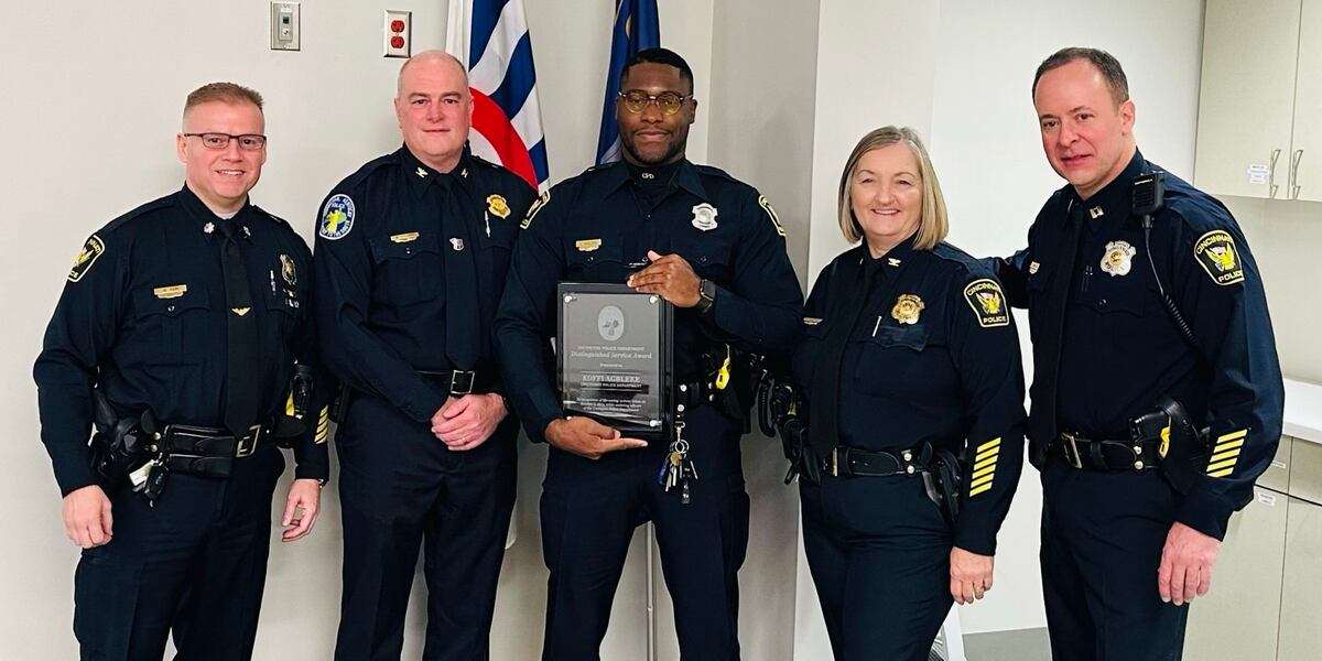 azfamily's tweet image. A Cincinnati police officer was recognized for his life-saving efforts while he was on a date. azfamily.com/2023/12/03/off…