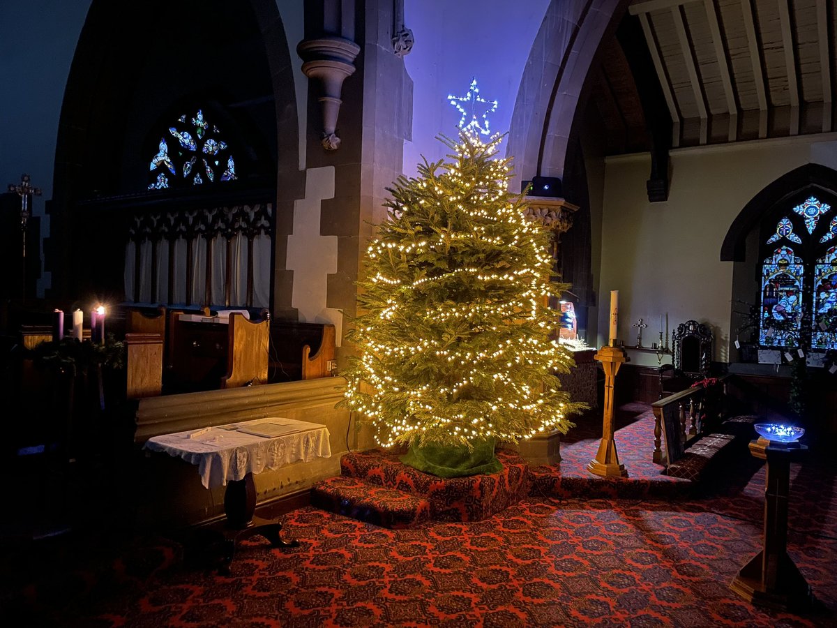 Milnrow Parish tweet media