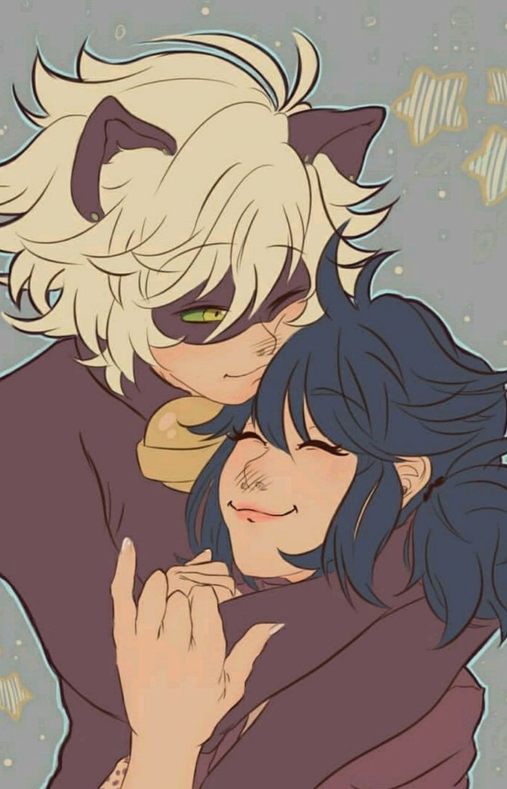Esta contenta de tener la atención de Chatnoir aunque sea como Marinette.