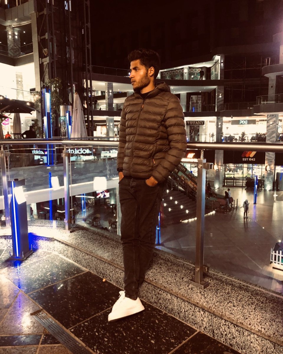 _alkabir_'s tweet photo. 🤎🤎🤎🤎🤎✌️👑 https://t.co/C6IQQd4sAN