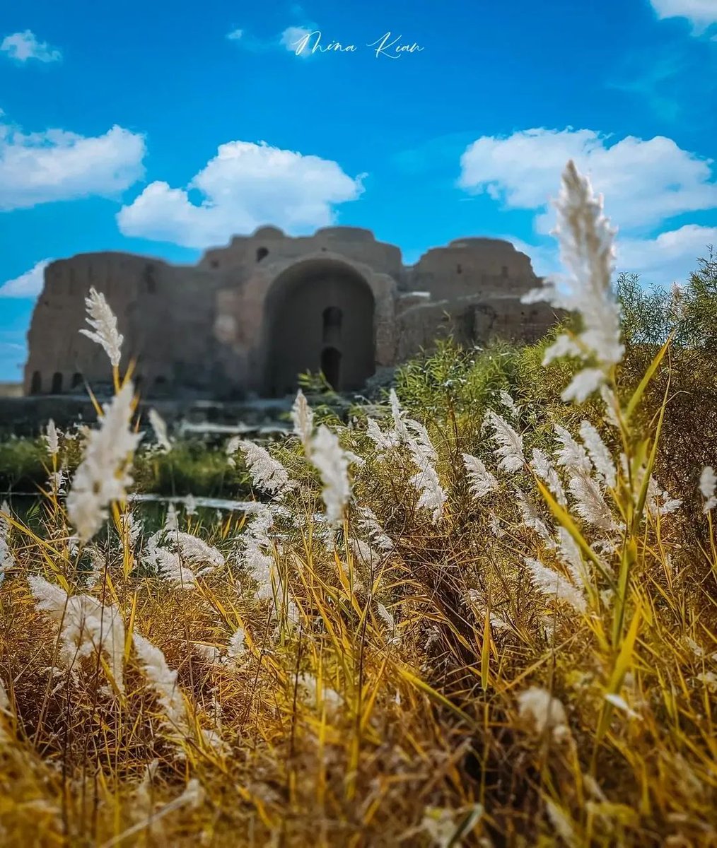 icro_sa's tweet photo. Ardeshir Babakan Palace was built during the 
Sassanid era by Ardeshir Babakan, the founder
 of the Sassanid dynasty in the 3rd century AD. Ardeshir
 Babakan Palace is one of the historical and tourist attractions of Firoozabad. https://t.co/wOOe8ho0Im