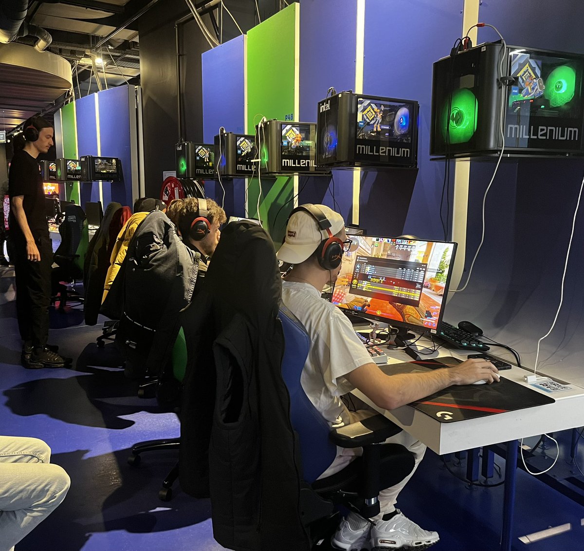 [La Coupe 4] 🏆 Jour 2 

On démarre cette journée avec les Adepts 🆚 <a href="/RGWesports/">RGW esports</a> 

📺 : twitch.tv/espot_tv &amp; twitch.tv/krl_stream