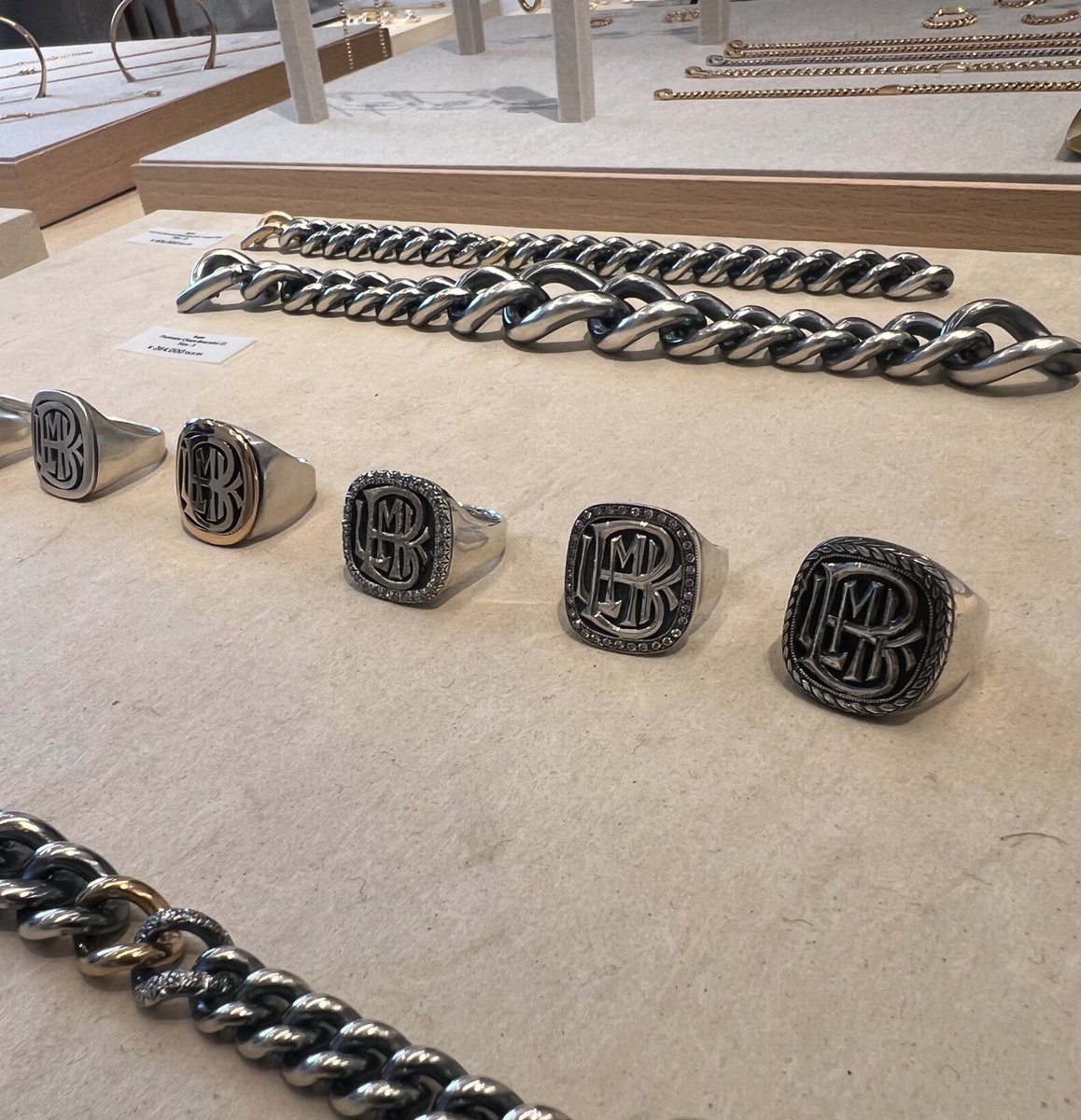 一生大切にしたい意味合いの3文字が出来たらオーダーすると決めている