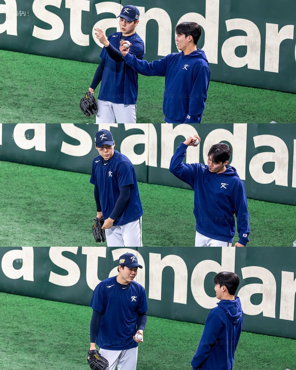 bears_pic's tweet photo. 231119 APBC 2023 도쿄돔 (vs 일본)
#두산베어스 #최승용 #원태인 #APBC2023 
동동군이 캐치볼 하는거 계속 보다가 슬쩍 와서 그립 물어보심👍🏻 (아마도 커브그립) https://t.co/c5rcvdvBo4