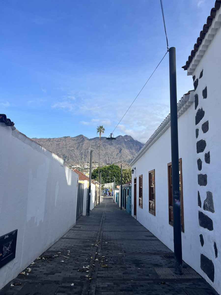 Feliz domingo
<a href="/visitalapalma/">Visit La Palma</a> 
<a href="/EmocionesCan/">Emociones Canarias</a> 
<a href="/TurismCanarias/">Turismo de Islas Canarias</a>