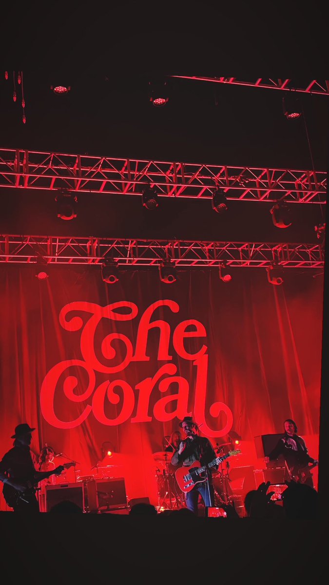 Saw @gruffingtonpost and @thecoralband last night. I give it one billion out of ten. Seen The Coral 10+ times, that may have been the best ever last night ❤️