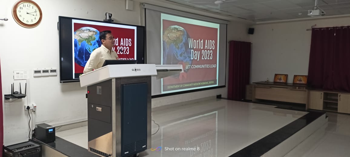 asmcdeoria's tweet photo. WORLD AIDS DAY CELEBRATION by Department of Community Medicine at MDB ASMC DEORIA🙏 https://t.co/huJtJo2yvL