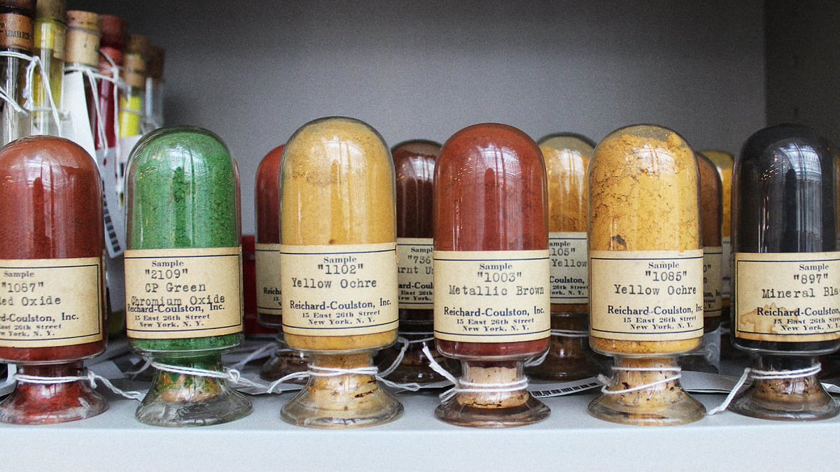 Rainmaker1973's tweet photo. Harvard University has a library that protects the rarest colors in the world.

The Straus Center for Conservation and Technical Studies houses the Forbes Pigment Collection, which contains more than 2,500 samples of pigments, some incredibly rare and harvested from things like mummies, heavy metals, poisons, and precious minerals. 

The collection was amassed by Edward Forbes, who directed Harvard's Fogg Museum, between 1910 and 1944. 

Forbes is considered the father of art conservation in the United States and spent most of his life traveling the world to collect various pigments that he used to authenticate classical Italian paintings. 

The pigments are still used by art experts to authenticate and understand paintings.