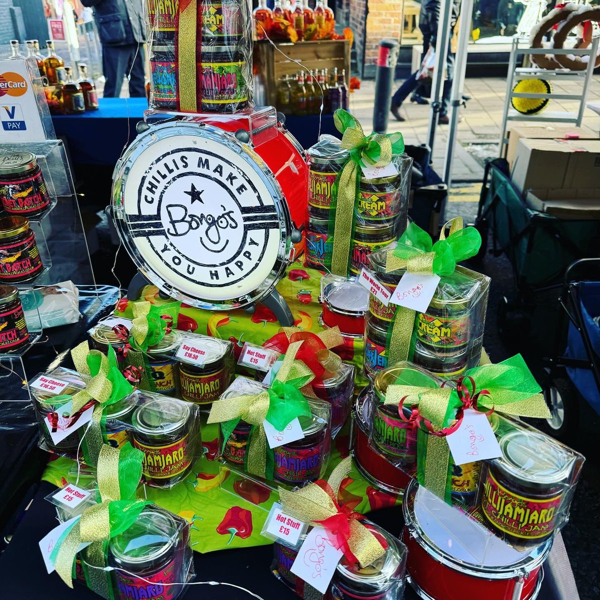 BongosRockNRoll's tweet photo. We’re BACK TODAY at Knutsford Christmas Market till 4pm (outside WH Smith) come see us and get your hands on our famous Bongo’s Chillis!
#ChristmasMarket #xmas #Chillis #ChilliLover #artisan #Cheshire #BuyBongos #BongoChilli #ElfFingers #hotstuff #christmas #Homemade #knutsford https://t.co/eC15LlVmNj