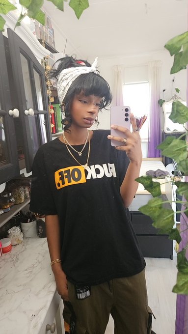 Dressed and ready to fuck your bitch or your wallet https://t.co/MYkNIHiwLf