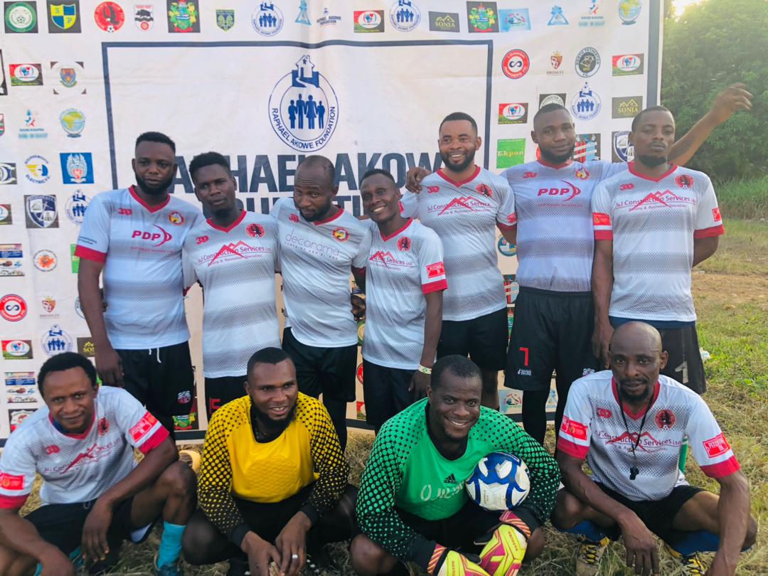 wearsportsshirt's tweet photo. Many thanks to the Raphael Akowe Foundation for these great photos &amp; video of @BSFC_Official kit in Nigeria  

Many thanks to all at the club for the donation.

@ComCoFL @middxfa @MrReaderBSFC https://t.co/NpnAj9X5g8