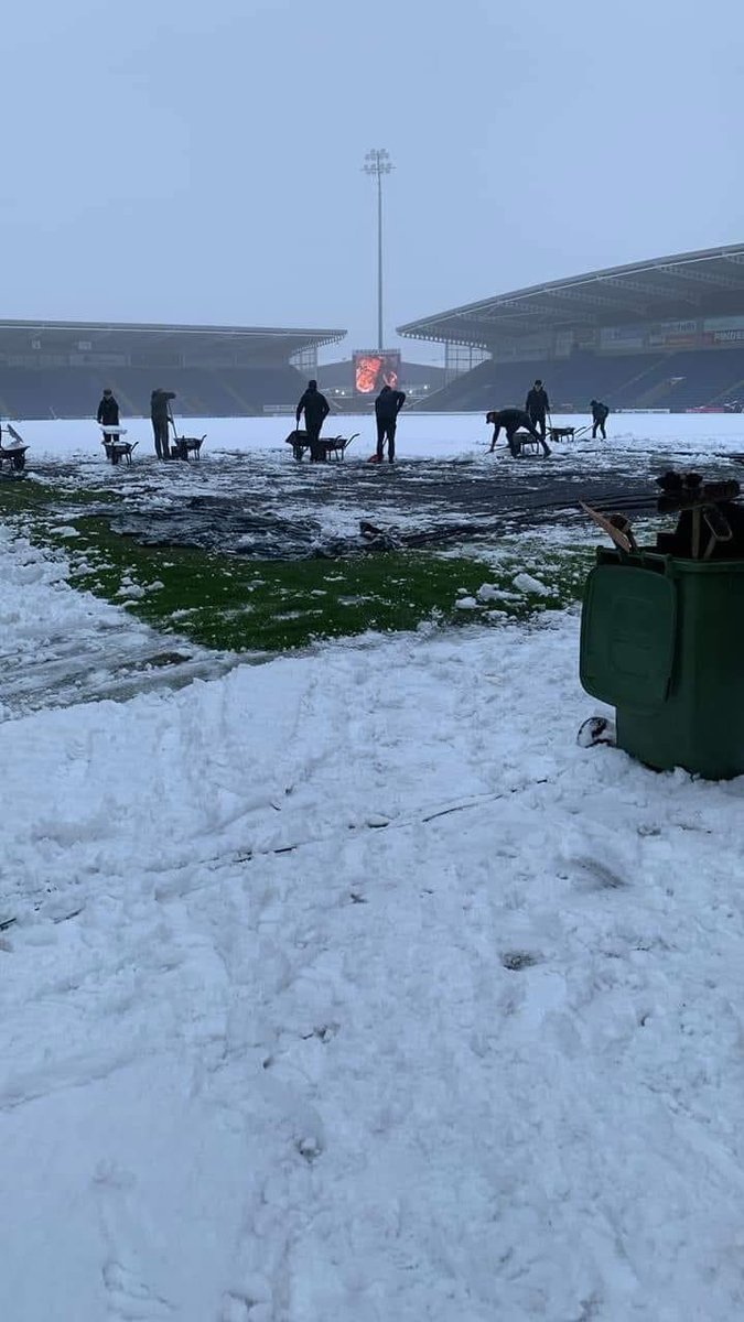 DeanChaplin's tweet photo. @leytonorientfc https://t.co/89h6oyAD4R