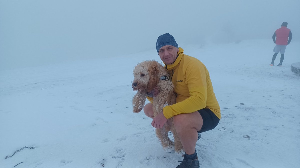 Lots more snow here overnight.  Plenty of people heading up the wrekin enjoying it.