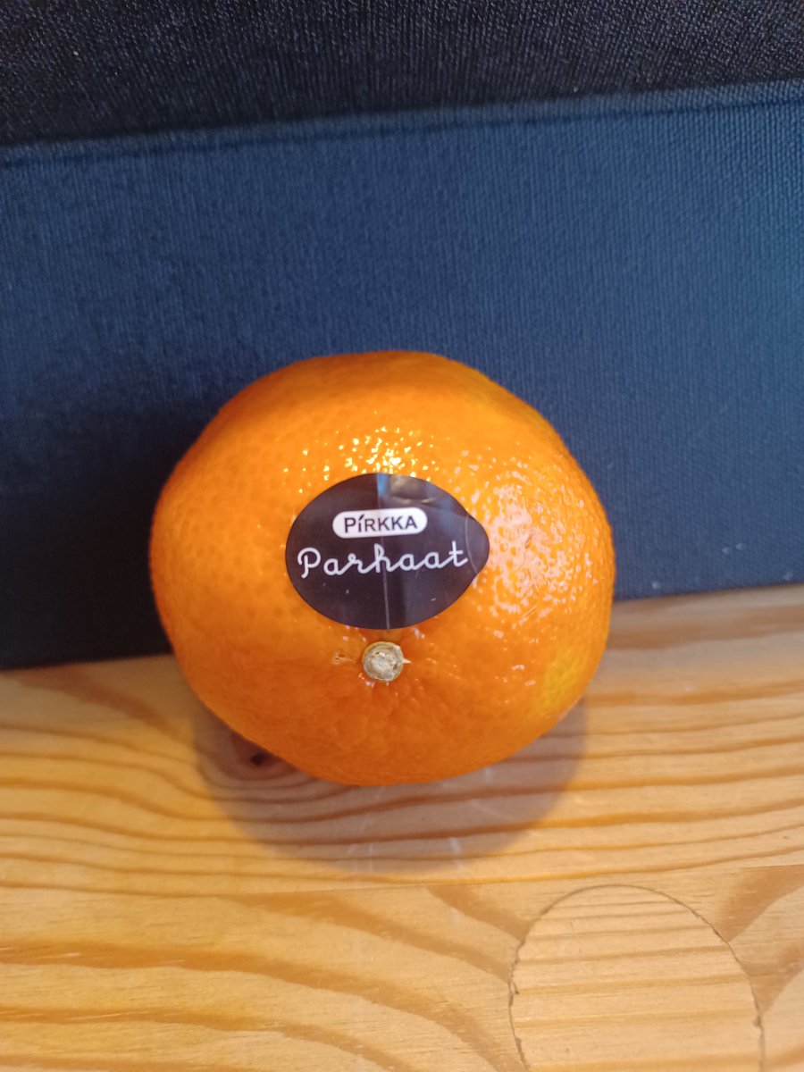 Jos mietit että mikäköhän klementiini mahtaisi maistua nyt parhaimmalle, niin se on tämä #pirkkaparhaat #klementiini #parastanyt #munmielipide <a href="/pirkkatuotteet/">Pirkka</a>