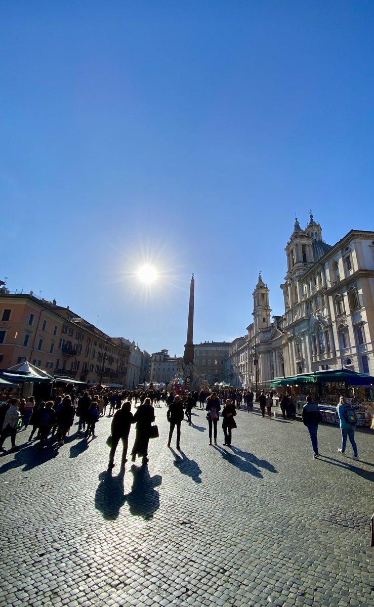Sembra primavera a #PiazzaNavona #Roma 
#domenica
