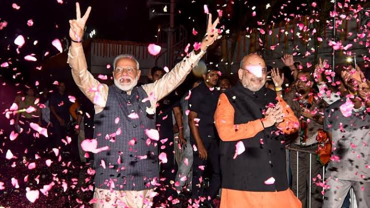 BJPShivajee's tweet photo. BJP is winning in Rajasthan, Madhya Pradesh and Chhattisgarh with clear majority. long live BJP ✊
#ModiKiGuarantee 
@BJPindia__ https://t.co/uGvvdmSui6