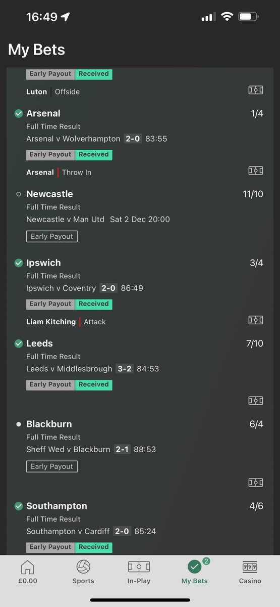 adambaker219's tweet photo. Cheers Blackburn 🖕🏻 https://t.co/QOx2eXuQ3k