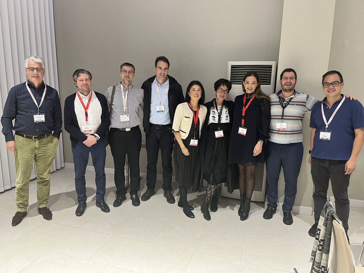 PGrivasMDPhD's tweet photo. Wonderful #PROSCA23 #BLADDR23 meetings in Malaga with stellar faculty, scientific content, social agenda!! @mirrorsmed @LucVanRuysevelt @OncoAlert @koshkin85 @mdesantis234 @bkonety @achoud72 @nachoduranm @Ecastromarcos @DrFelixGuerrero @PaulSargos @LAUrology_NL @AlessiaCim et al. https://t.co/Bg4qYdSD6a