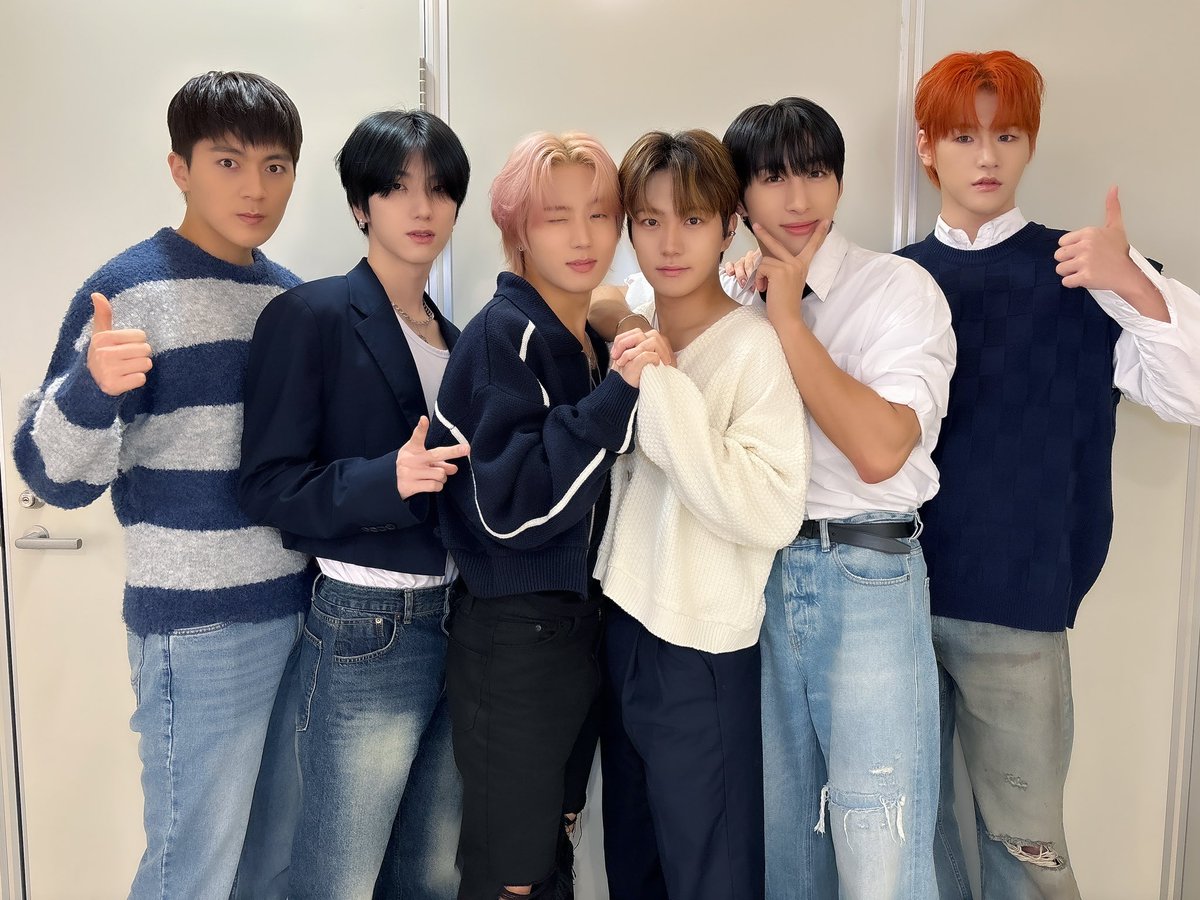 JUSTB Official tweet media