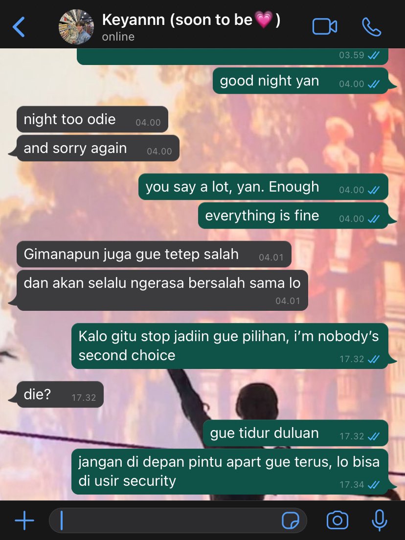 onlleovc's tweet photo. 193. yg satu lagi kasmaran yg satunya malah jadi backburner😭😭😭 
—playing now Niki Backburner😭🙏 https://t.co/xKMvQ0aBaa