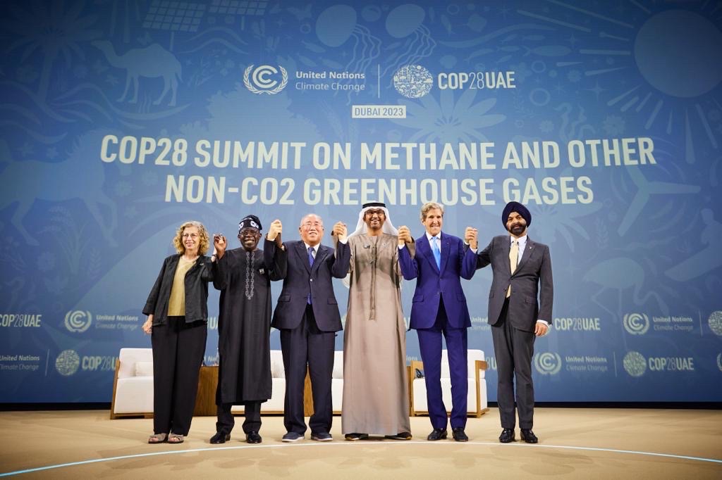 💪 Accountability meets ambition at #COP28UAE 

📈 <a href="/BloombergDotOrg/">Bloomberg Philanthropies</a>  commits $40M to track and drive action to #CutMethane from oil and gas.

🛰️ <a href="/UNEP/">UN Environment Programme</a>’s IMEO will partner with <a href="/EnvDefenseFund/">EDF</a>, <a href="/IEA/">International Energy Agency</a> and others to deliver transparency via real-world data. bit.ly/47UEAeF