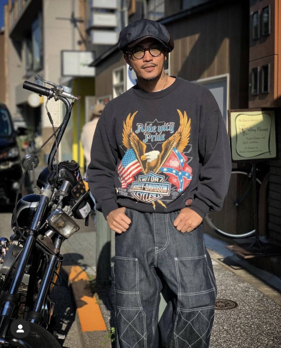 今日はゲストに、 数原さんをお迎えしました〜🎤 ダブルニーペインター