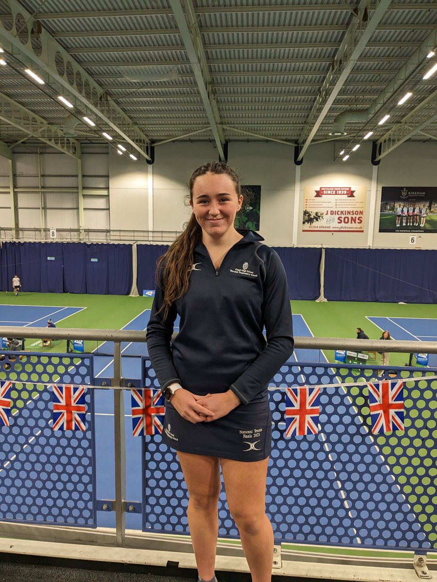 Wow following Maddie on to court Marina played some superb tennis winning her singles match 6-0 against Bradford Grammar at the @the_LTA U16 National Tennis Finals 🎾☃️ @KHSWarwick