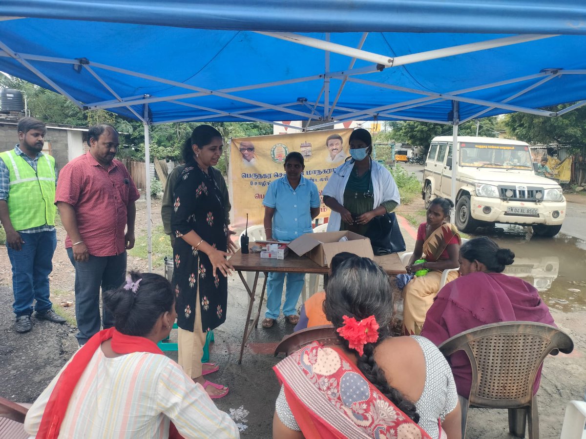 Dear #Chennaiites There are 42 medical camps organised across #Chennai, today. #GCC appreciates all doctors and medical staff for their service. DC Edu @SharanyaAri on spot in one of the medical camps. #Michaung #CycloneMichaung #ChennaiRains #ChennaiCorporation #HeretoServe