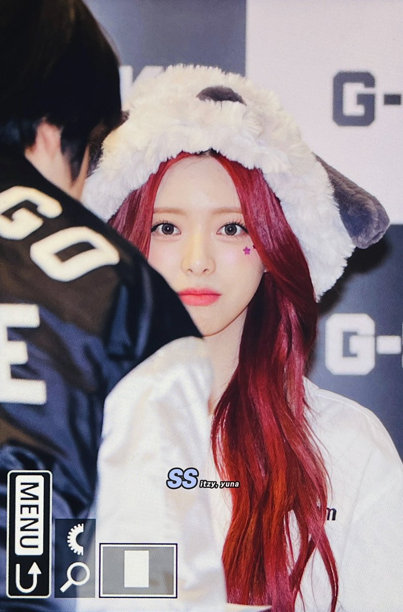 231203 #유나 #YUNA #있지 #ITZY 😳🐶❤️