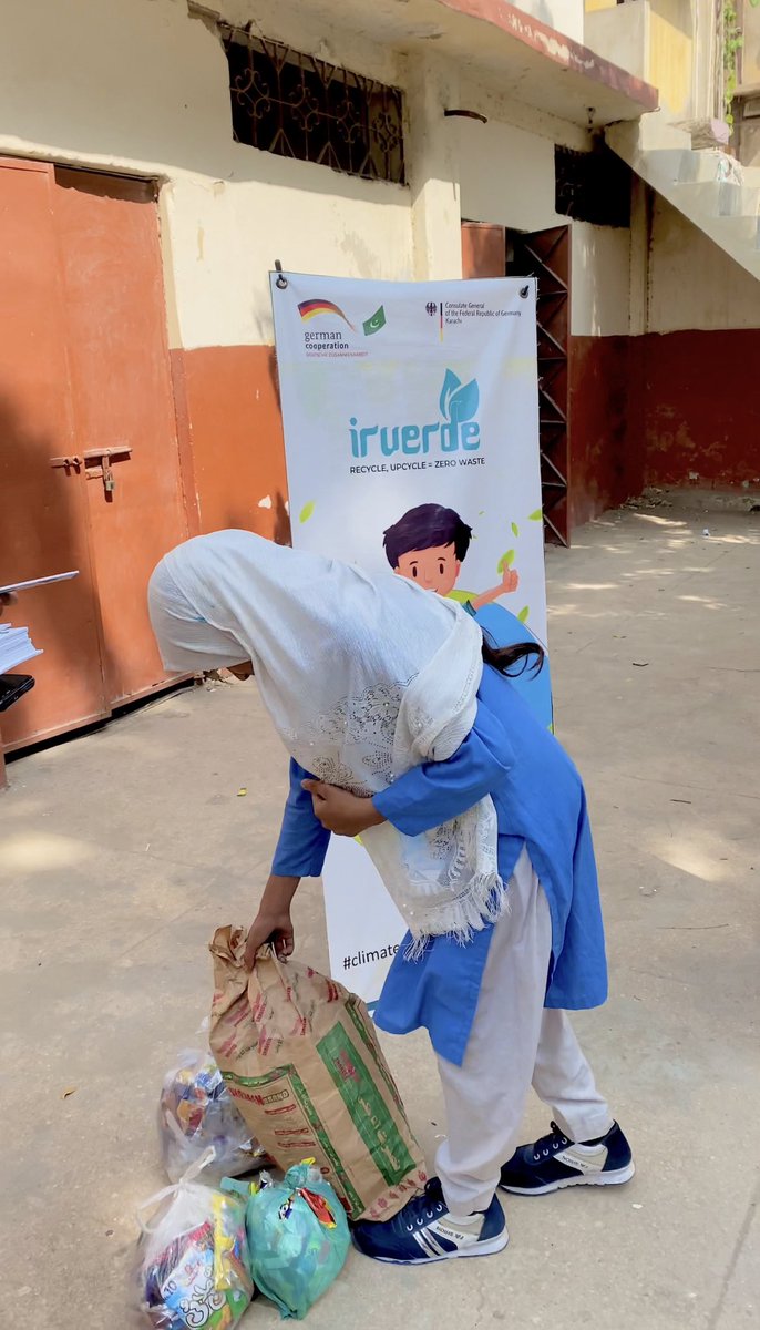 irverde's tweet photo. Sunday Eco Warriors in Action!🌍 Kudos to these amazing individuals who took on the challenge to pick up waste from their surroundings. Your commitment to a cleaner environment is truly inspiring. Let's keep the momentum going!🗑️

#Ecoweekendchallenge #irverde
#EcoHeroes https://t.co/ON1kIJL6rS