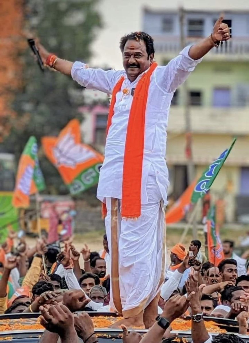 Meet BJP’s Katipally Venkata Ramana, the giant slayer of these elections, who defeated both sitting CM KCR and incoming (hopefully) CM Revanth Reddy, from Kamareddy in Telangana. BJP will not just win big in Lok Sabha, it will also storm to power in Telangana, next time.