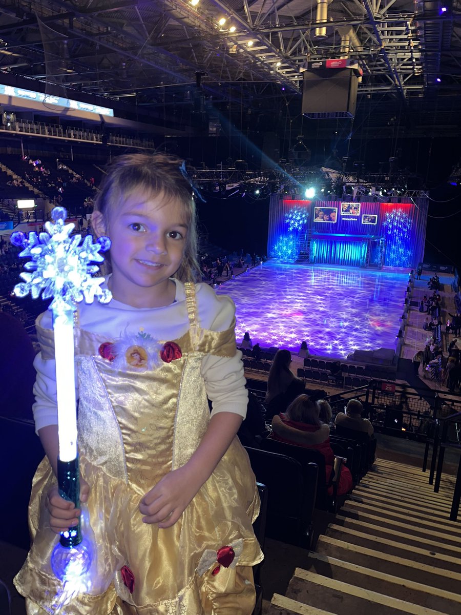 Chloemay114's tweet photo. @SheffieldArena #DisneyOnIce https://t.co/dE1B05CMVi