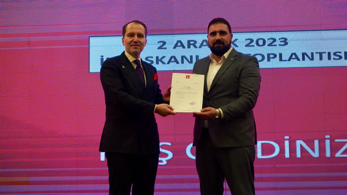 Genel Başkanımız Dr. Fatih Erbakan’ın takdirleriyle Aksaray İl Başkanlığı’na Mustafa Selvi getirildi. Aksaray’da bugüne kadar hayırla hizmet eden Serkan Şimşek başkanımıza hizmetleri için teşekkür ediyoruz.