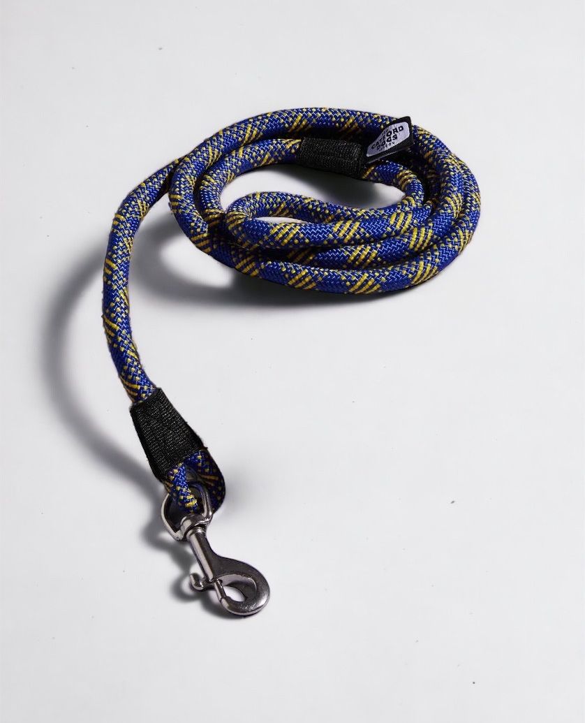 Ensure your furry friends are not forgotten this holiday season! Catford Dogs' leads are crafted for stylish dogs and their owners, showcasing vibrant patterns and robust materials. Spoil your pup with a fresh lead for adventurous walks in the upcoming year 🐶