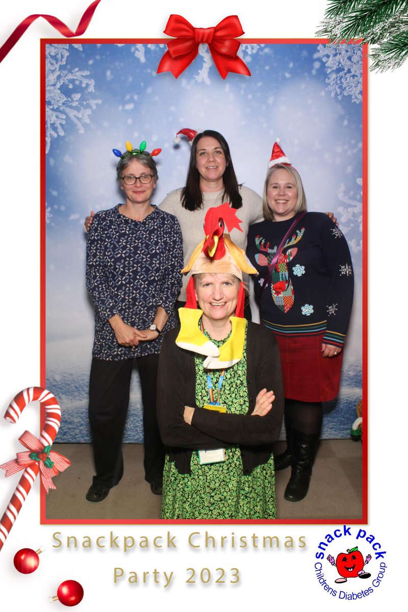 SnackpackExeter's tweet photo. We all had a great time at the first Snackpack Christmas party, we had a rodeo reindeer, a magic mirror, a face painter, a DJ, the big man himself even made an appearance and brought some presents for the children 🎅, it was so humbling to see so many T1D families come together. https://t.co/btJinjCVRo