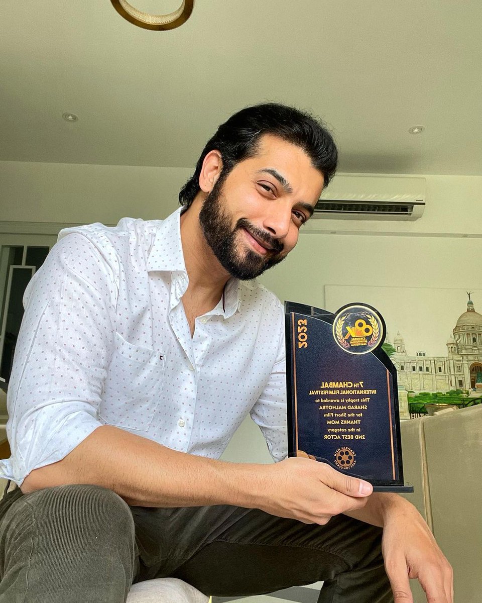 Sharad received  Best Actor for his short film #ThanksMom at The 7th Chambal international film festival .. 
A big Congratulations 👏❤️  #SharadMalhotra