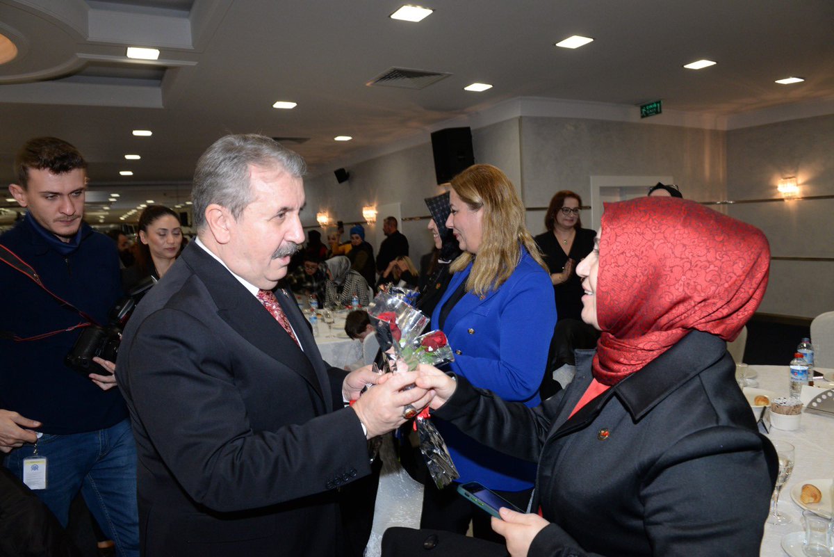 bbp_geyve's tweet photo. #KadınlarBİRLİKteGüçlü https://t.co/VQqbDEe6tW