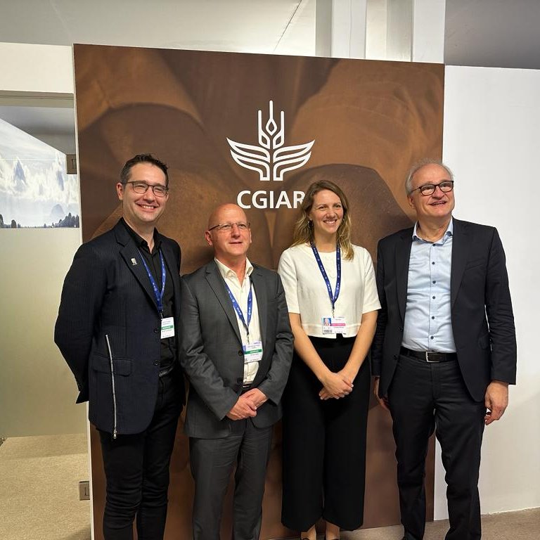 Fantastic #COP28  discussions with <a href="/Cipotato/">International Potato Center</a> and <a href="/CIMMYT/">CIMMYT</a> about strengthening our ongoing support to <a href="/CGIAR/">CGIAR</a> centers.  

We thank our invaluable donor, Germany <a href="/BMZ_Bund/">Bundesentwicklungsministerium</a>, for supporting #cropdiversity conservation.

#GlobalPartnerships #SustainableAgriculture