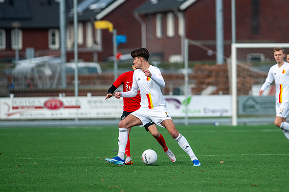 De voetbal foto's van de gister gespeelde wedstrijd <a href="/vvpelikaans/">V.V. Pelikaan S</a> - <a href="/bequick1887/">bequick1887</a>  staan online