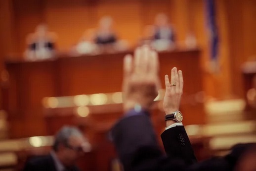 theLeaseLAB's tweet photo. Leasehold and Freehold Reform Bill introduces several key changes. These changes include  extended leases, abolition of marriage value, disregarding onerous  ground rents, and more. Find out what these changes mean for you. #leaseholdreformbill #leasehold  https://t.co/LHLjltnUe5 https://t.co/ggWreE9etv