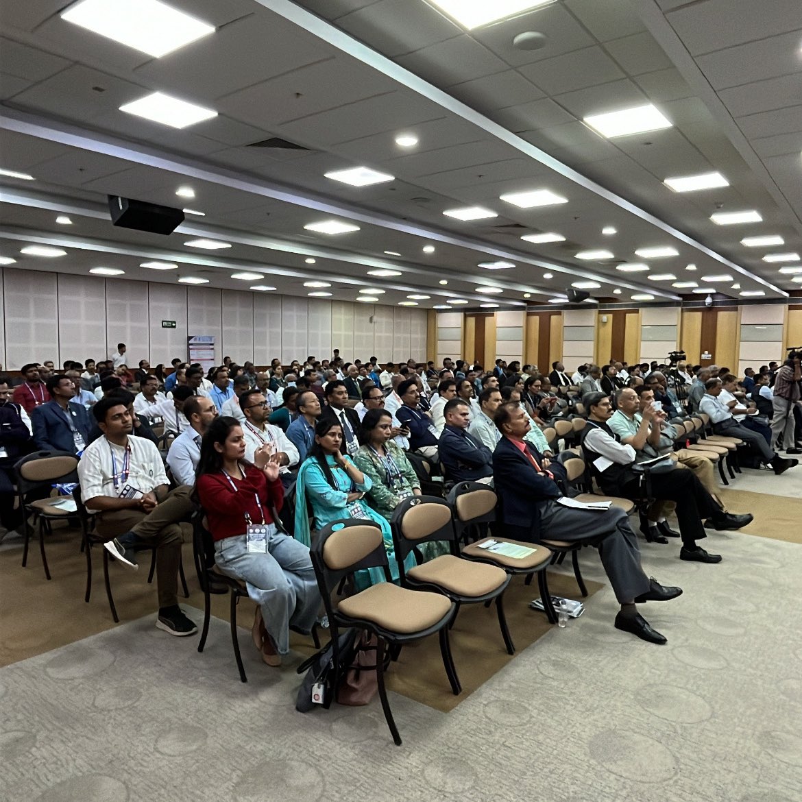 82ircgujarat's tweet photo. Exploring success stories! Technical Session 9 at #IRC2023 is in full swing, focusing on Innovative, Sustainable & Cost-Effective Construction Technologies.
#IndianRoadsCongress #IRC #82YearsofIRC #IRC2023 https://t.co/8tWciJ3pT4