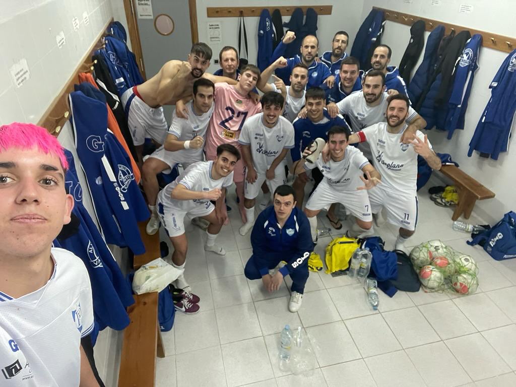 Tercera victoria consecutiva del <a href="/PozoblancoFS/">PozoblancoFutbolSala</a> 3-7 en Luque con 3 goles de Porti, 2 Rafa Calero, 1 Tete y otro del portero Germán