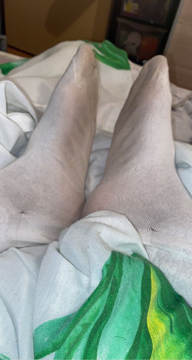 DomRoi667's tweet photo. Mâle alpha 😈💵 #findom #findomfeet #malealpha #malefoot #cashmaster #cashslave #payfeet #paypiggies #paypig #slave #boss https://t.co/3yPzR1emde
