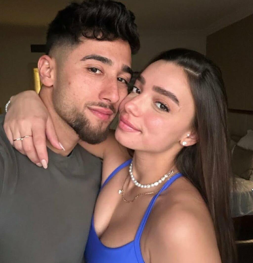 GonenYonatan's tweet photo. Avshalom Peretz, 27,  and Shiraz Brodash, 23, a young couple with their whole lives ahead of them, were murdered together by Hamas terrorists on October 7 in southern Israel.

During the Shiva, the week-long mourning period following the burial, Avshalom's mother discovered that he ordered an engagement ring to propose to Shiraz. After 30 days of mourning, she gave it to Shiraz's parents.