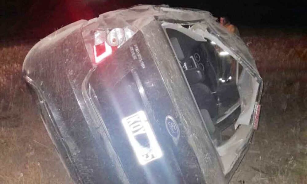 labrujula24's tweet photo. Ruta 76: murió un hombre en un vuelco en cercanías a 17 de Agosto https://t.co/2rUeNo0Jse #17deagosto #fallecimiento #puán #ruta76 #vuelco https://t.co/wWuBDx0NVH